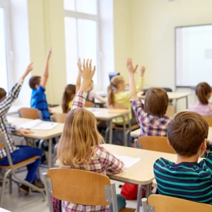 Aprendizaje Cooperativo: Estrategias para una Colaboración Efectiva en el Aula